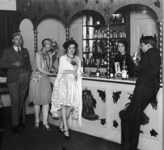 1920s nightclub
